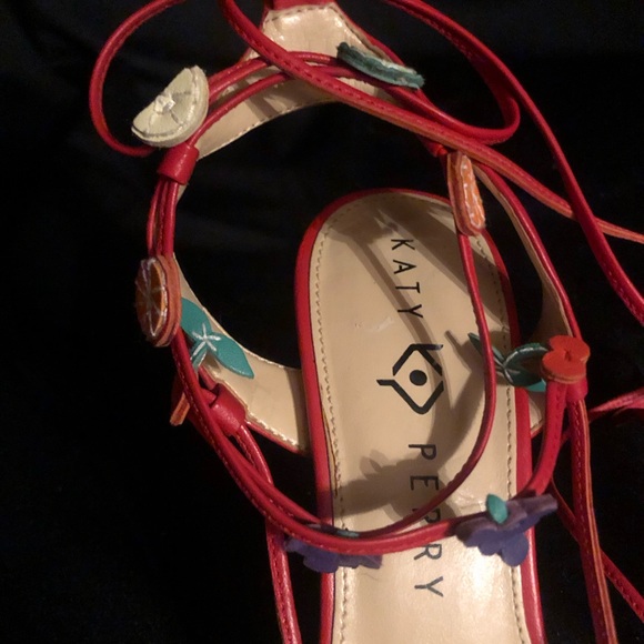 Katy Perry Fruit Heels - Picture 7 of 8